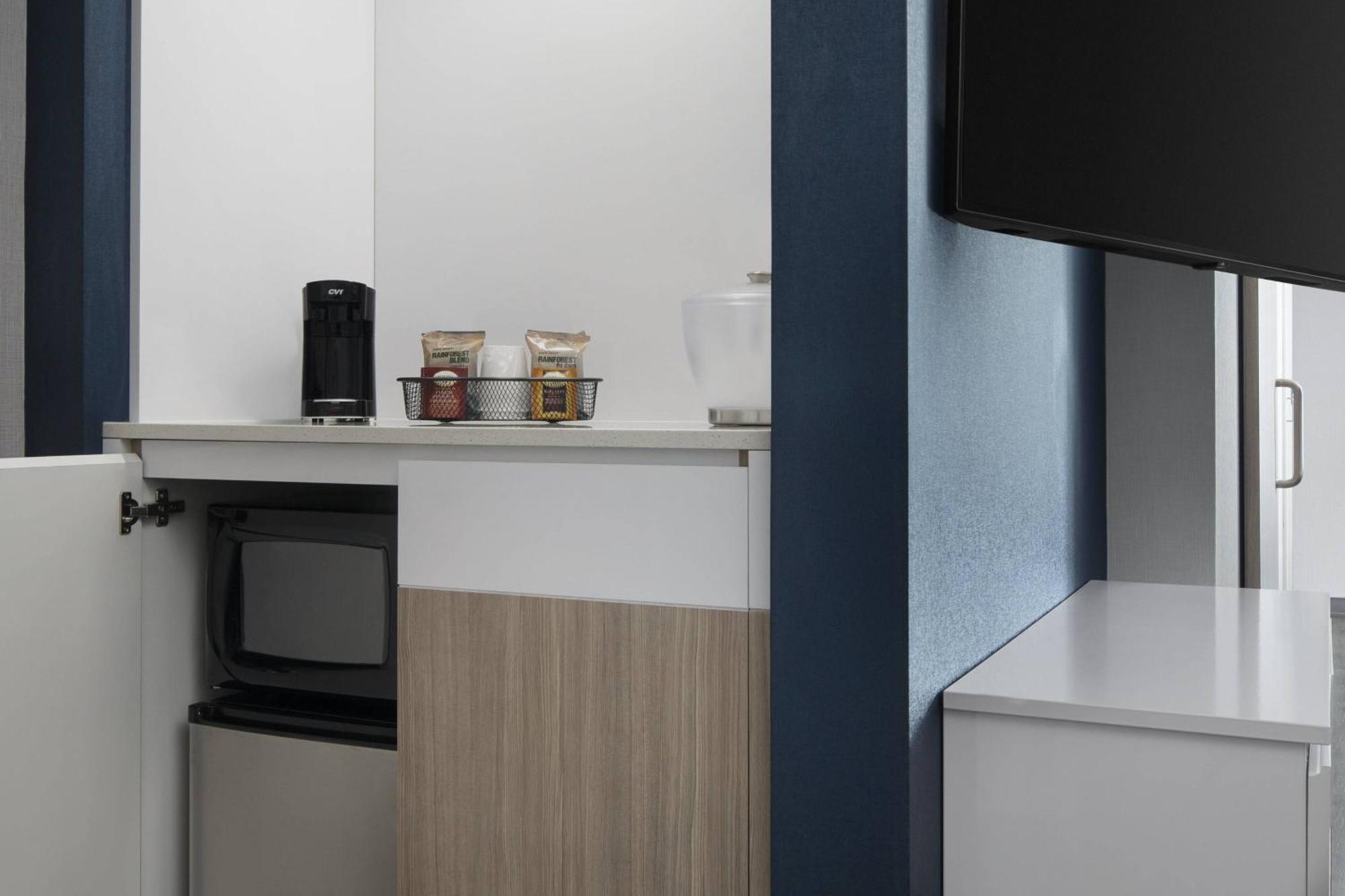 Springhill Suites By Marriott Tuckahoe  Exteriör bild
